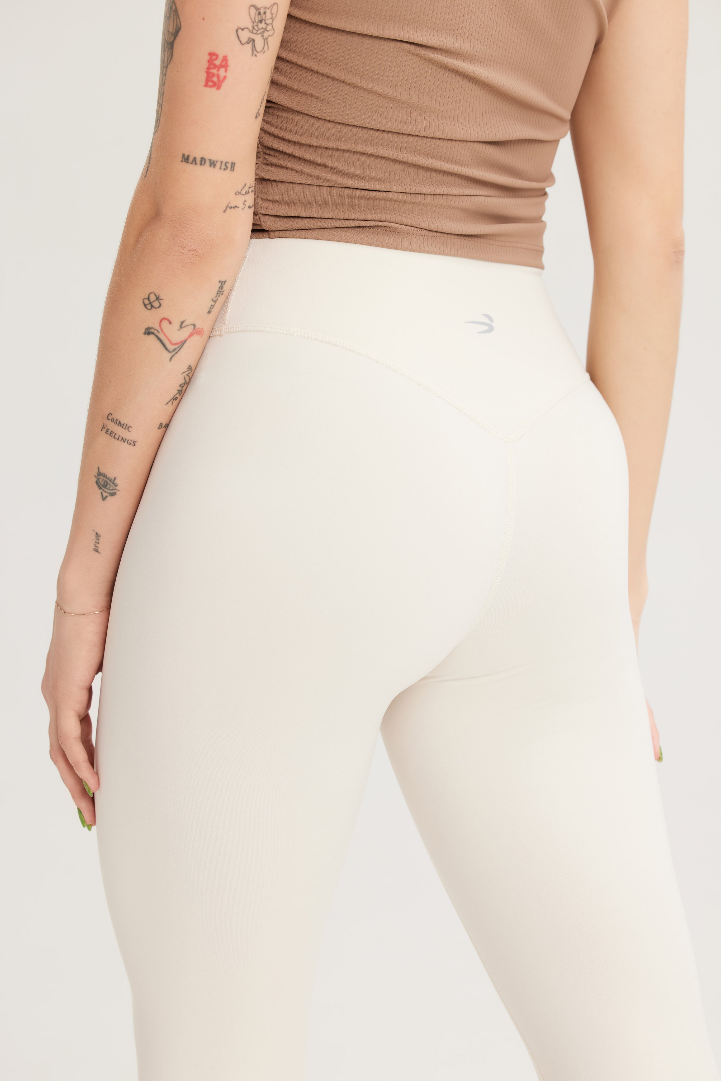 EKJ Seamless Contour Leggings in Soft Ivory My Store