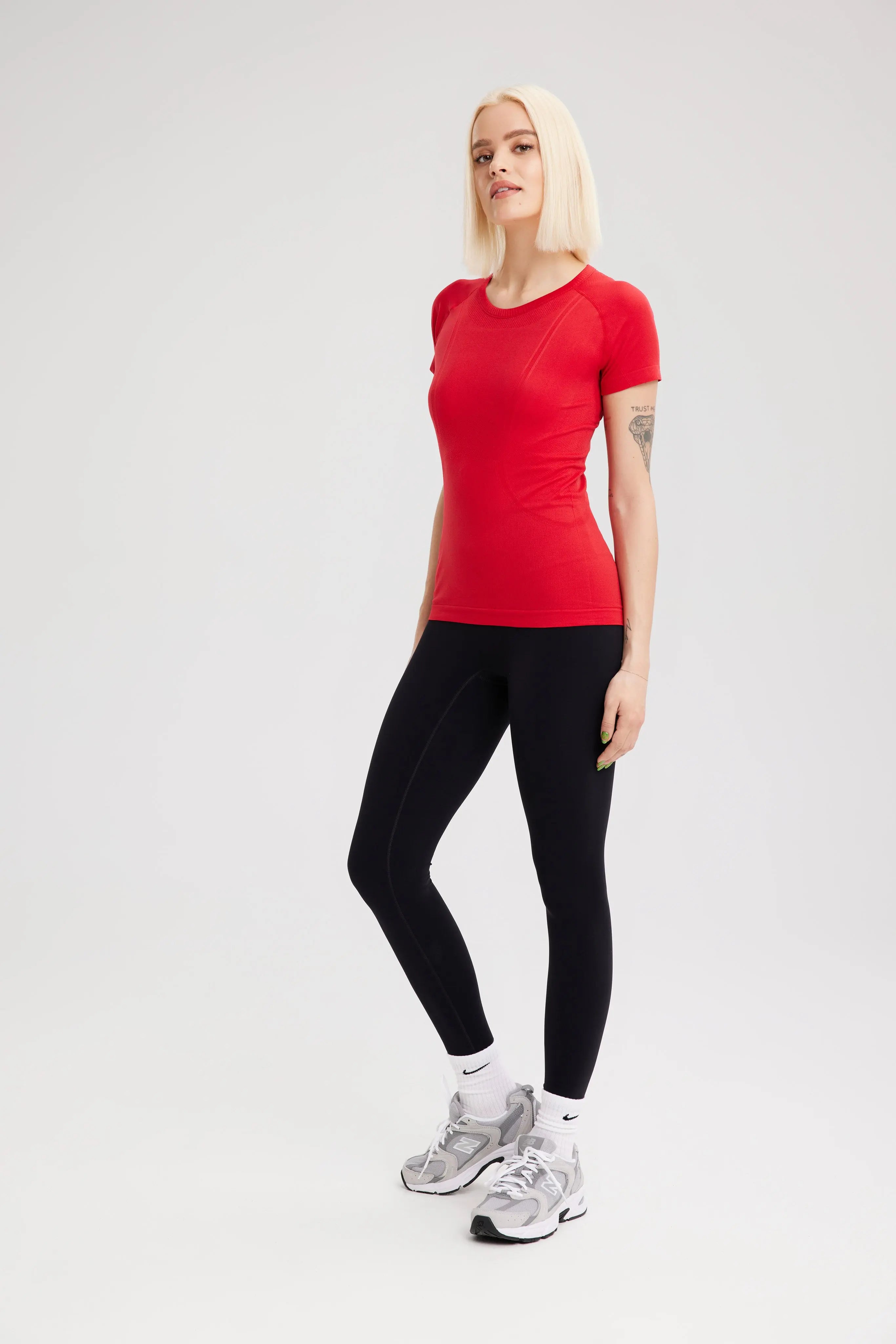 EKJ Women's Active Stretch T-Shirt - Vibrant Red My Store